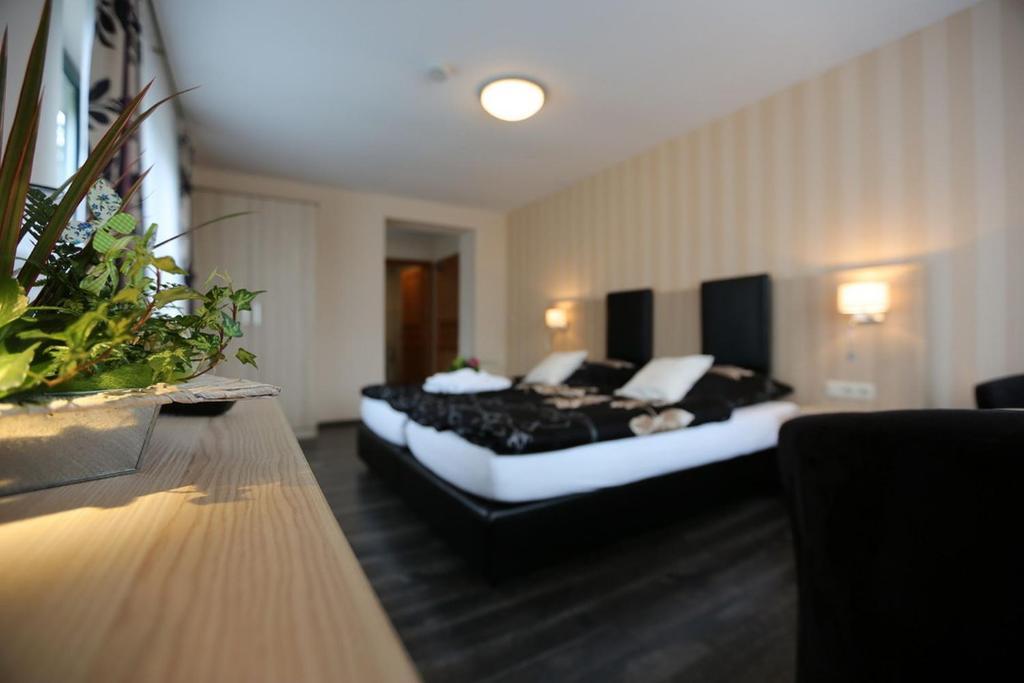 Oberahr Landhotel Villa Moritz Garni חדר תמונה