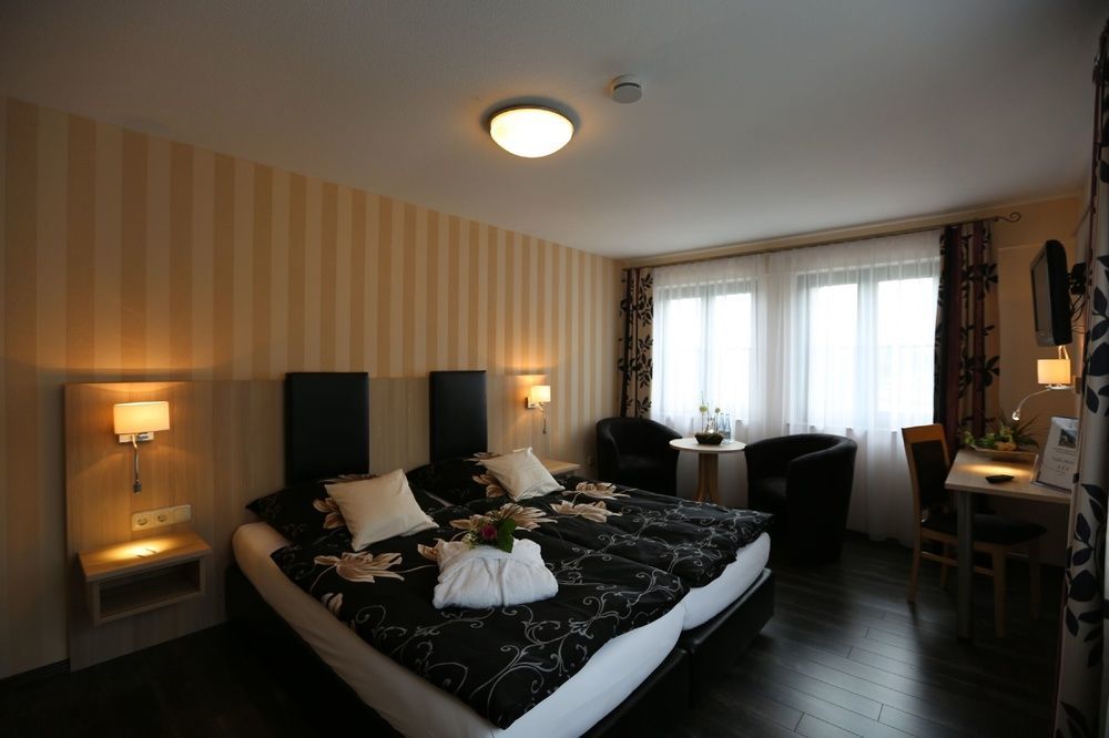 Oberahr Landhotel Villa Moritz Garni מראה חיצוני תמונה